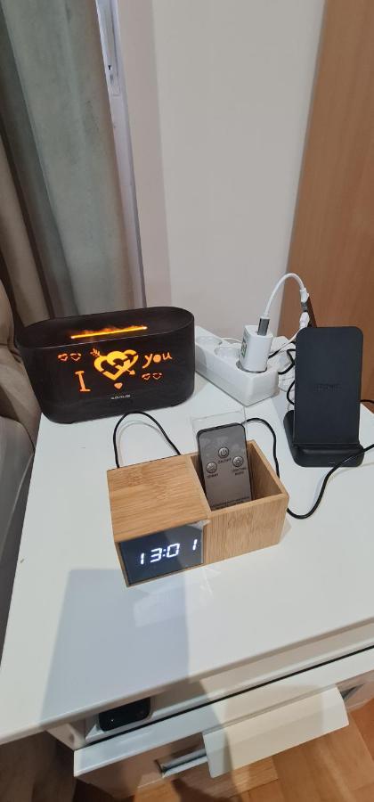 Design Apartment Business Lux 4 Star "Rio" Completely Business Lux Place In The City Center & Free Included Industry Optical Wifi & Netflix & Keyless Code Entry & Full Smart App & Kitchen & Washing Machine & Wide Terrace & Secure 2 Parking Place Τσούπρια Εξωτερικό φωτογραφία