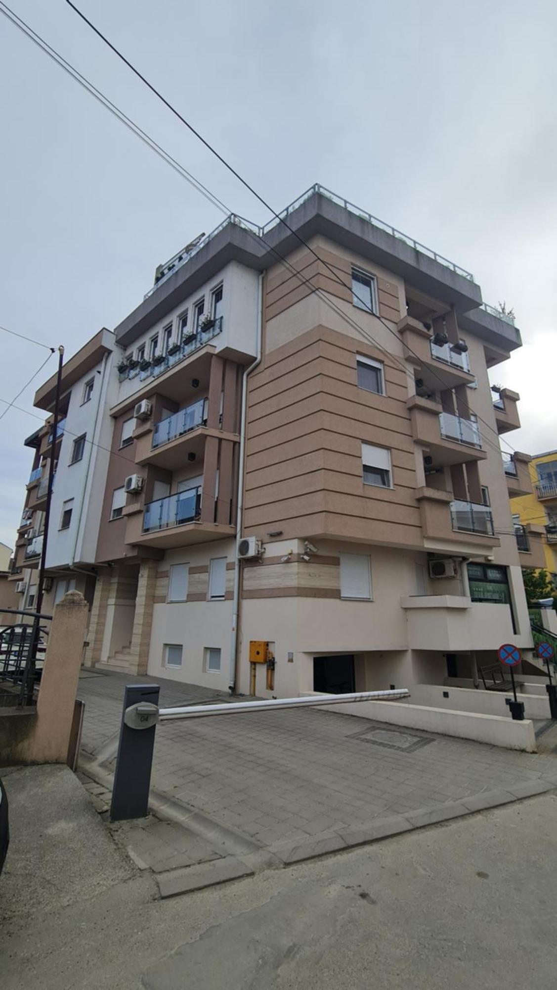 Design Apartment Business Lux 4 Star "Rio" Completely Business Lux Place In The City Center & Free Included Industry Optical Wifi & Netflix & Keyless Code Entry & Full Smart App & Kitchen & Washing Machine & Wide Terrace & Secure 2 Parking Place Τσούπρια Εξωτερικό φωτογραφία