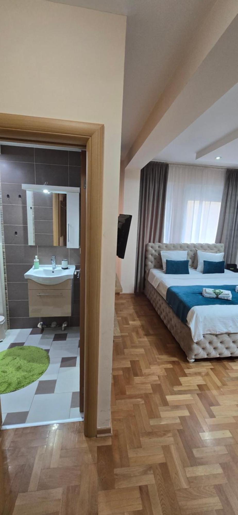 Design Apartment Business Lux 4 Star "Rio" Completely Business Lux Place In The City Center & Free Included Industry Optical Wifi & Netflix & Keyless Code Entry & Full Smart App & Kitchen & Washing Machine & Wide Terrace & Secure 2 Parking Place Τσούπρια Εξωτερικό φωτογραφία